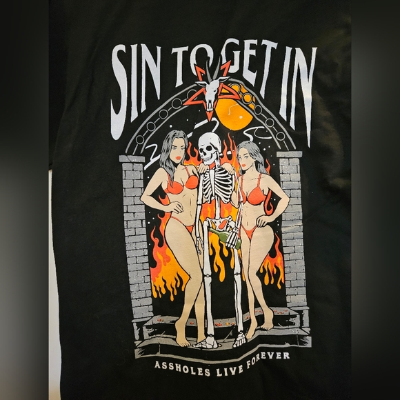 NWOT Assholes Live Forever Tee- Small - Picture 3 of 5